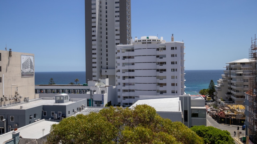 3 Bedroom Property for Sale in Fresnaye Western Cape